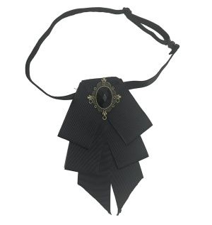 Krawatte mit schwarzem Stein